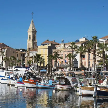La Maison De L'amiral By Interhome Holiday home Sanary-sur-Mer